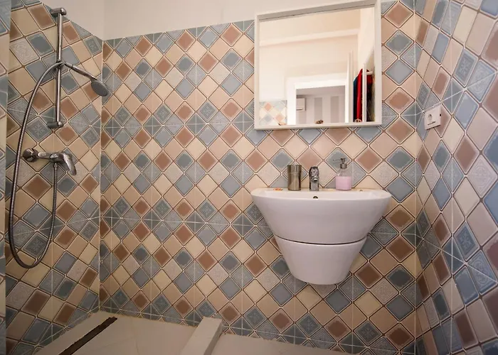 Aquarium 2 * Năvodari