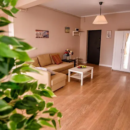 Aquarium 2 Apartment Navodari
